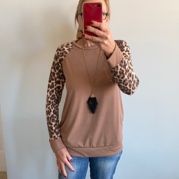 Leopard Print & Tan Long Sleeve Tunic Top - Picture 2 of 8